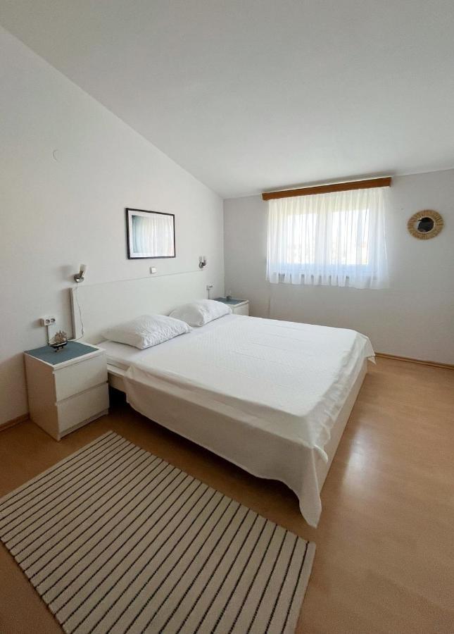 Apartments Dubravka Медулин Экстерьер фото