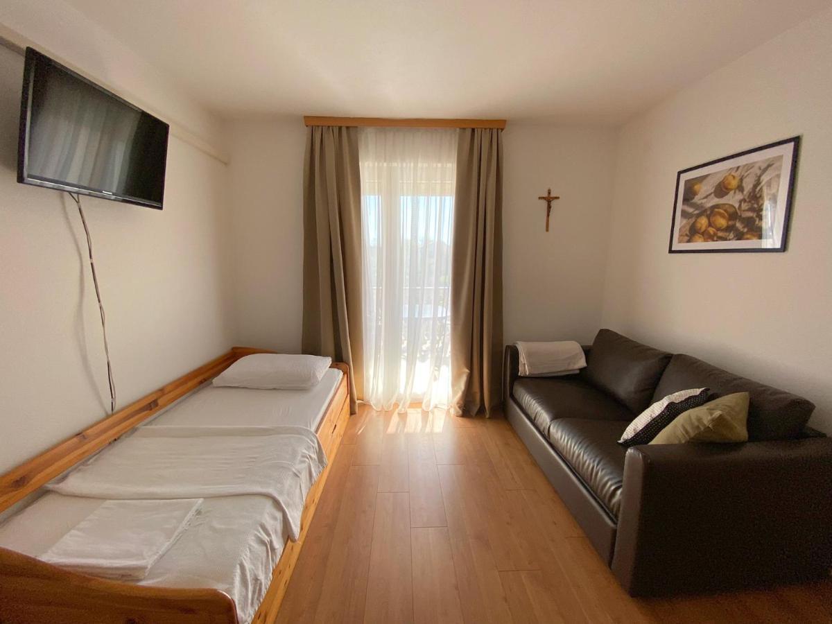 Apartments Dubravka Медулин Экстерьер фото