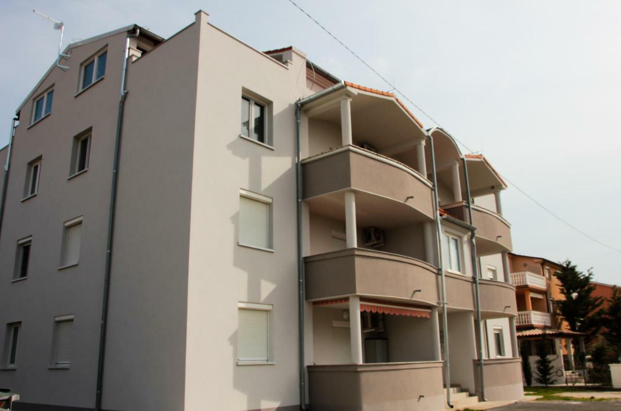 Apartments Dubravka Медулин Экстерьер фото