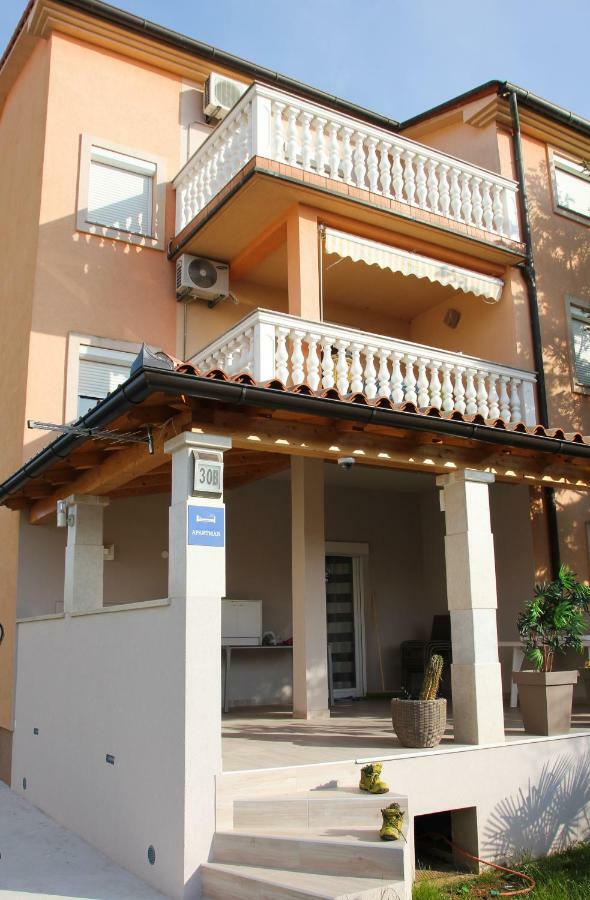 Apartments Dubravka Медулин Экстерьер фото